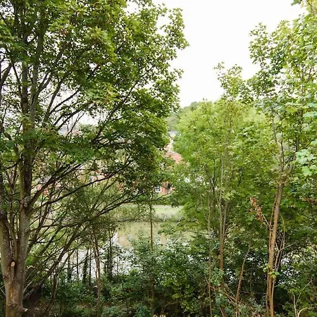 Apartamento Modern Immaculate With Ac & Parking, Outside The Caz Bristol